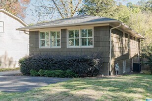 615 Broadway St in Birmingham, AL - Building Photo