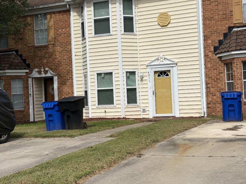 4011 Ketch Dr in Portsmouth, VA - Building Photo