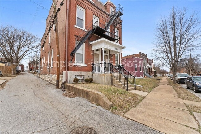 3023 Iowa Ave in St. Louis, MO - Building Photo - Building Photo