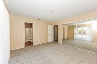 12415 Felt Ct in Moreno Valley, CA - Foto de edificio - Building Photo
