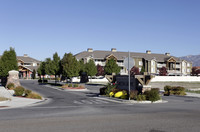 Green Grove in Pleasant Grove, UT - Foto de edificio - Building Photo