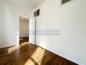 156 E 85th St, Unit 2A in New York, NY - Building Photo - Building Photo