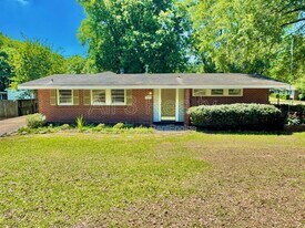 3600 Nottingham Rd in Montgomery, AL - Building Photo