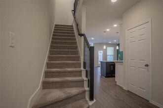 3415 Avondale Vw Dr in Houston, TX - Building Photo - Building Photo
