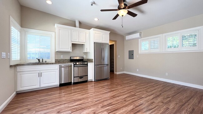 3484 Moraga Blvd in Lafayette, CA - Building Photo - Building Photo