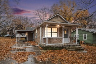 618 N 11th St in Leavenworth, KS - Building Photo