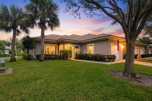 1864 S Dovetail Dr in Fort Pierce, FL - Building Photo