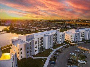 3121 Paradox Cir in Kissimmee, FL - Foto de edificio - Building Photo