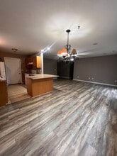 310 Sunny Valley Ln in Poplar Bluff, MO - Building Photo - Building Photo