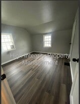 822 Adams St in Elmira, NY - Building Photo