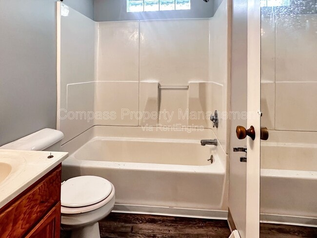 2713 S Burdick St in Kalamazoo, MI - Building Photo - Building Photo