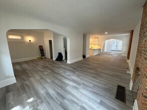353 W 8th Ave in Columbus, OH - Building Photo - Building Photo