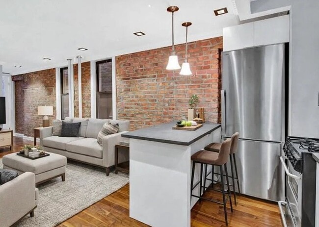 166 Mulberry St, Unit 4F