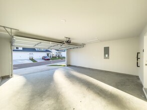 105 Paddock Glen Dr in Greenville, SC - Building Photo - Building Photo