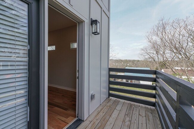 109 Duke St in Nashville, TN - Building Photo - Building Photo