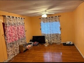 951 N Auburn Ave in Farmington, NM - Building Photo - Building Photo