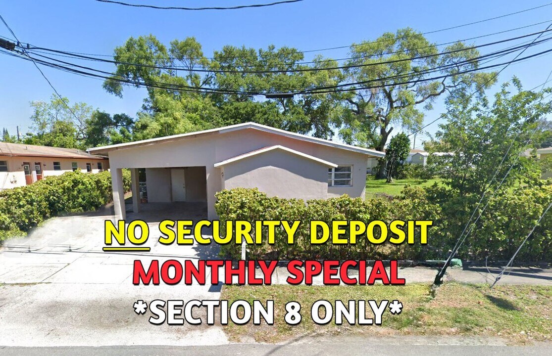 17 SW 8th Ave in Dania Beach, FL - Building Photo