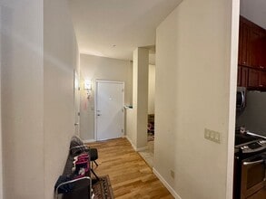 Modern Comfort Meets Prime Convenience in in Redmond, WA - Building Photo - Building Photo