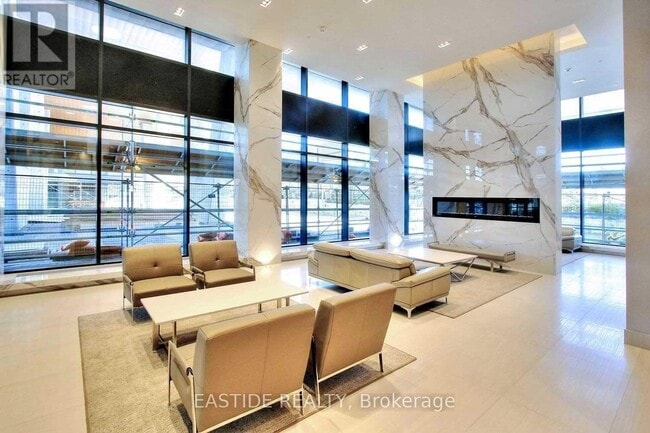 30 Shore Breeze Dr in Toronto, ON - Building Photo - Building Photo