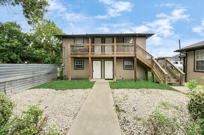 706 Harris Ave in Pasadena, TX - Building Photo - Building Photo