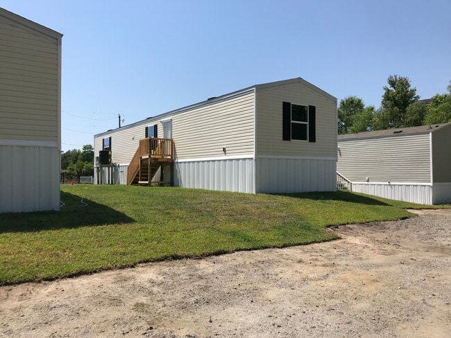 property at 3686 Chapel Ln