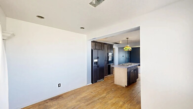 1206 Cuba Rd in Socorro, NM - Foto de edificio - Building Photo