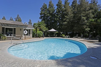 Willowbrook Apartments in Merced, CA - Building Photo - Building Photo