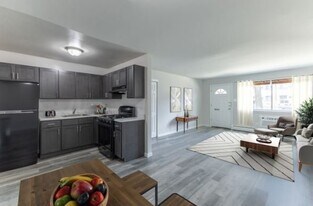 401 E Gibbsboro Rd in Lindenwold, NJ - Building Photo