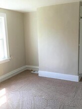 275 Baywood Ave in Pittsburgh, PA - Building Photo - Building Photo