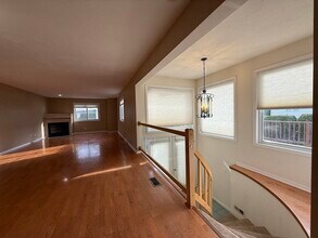 227 Captain Eames Cir in Ashland, MA - Building Photo - Building Photo