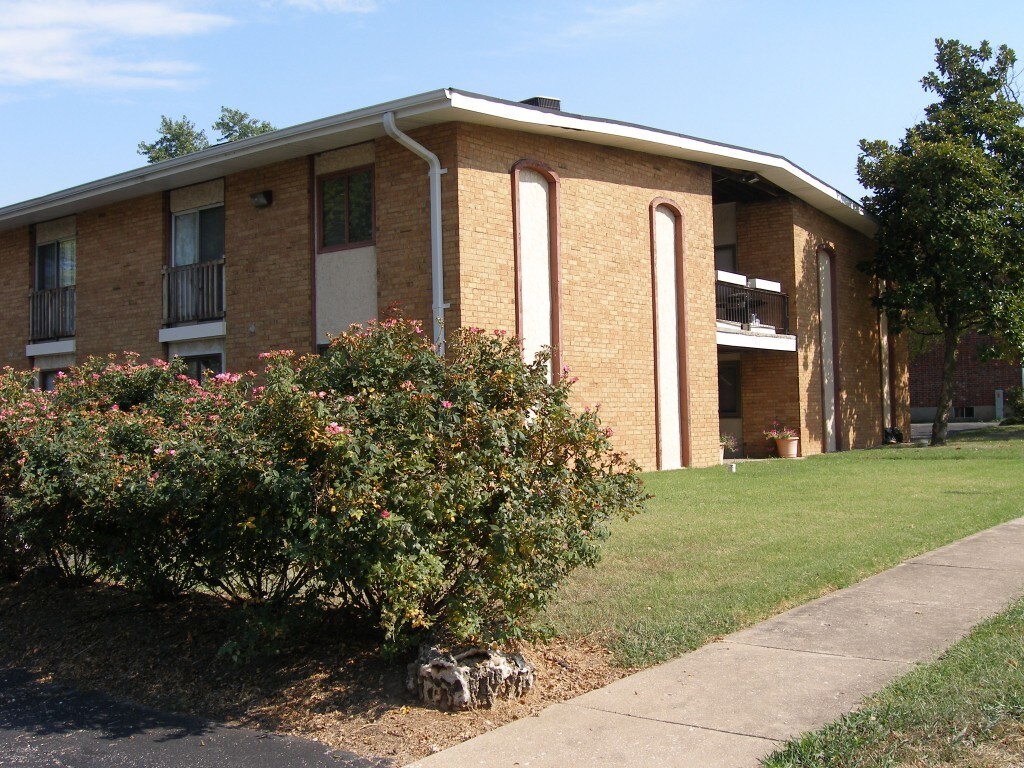 McNair Place Apartments in St. Charles, MO