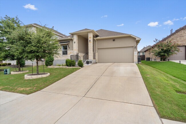 5855 San Savino Dr in Round Rock, TX - Building Photo - Building Photo