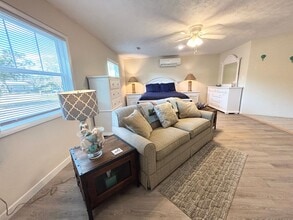 404 Norton St in Oak Island, NC - Building Photo - Building Photo