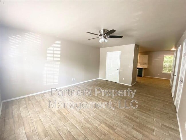 property at 1530 N Addington Ave