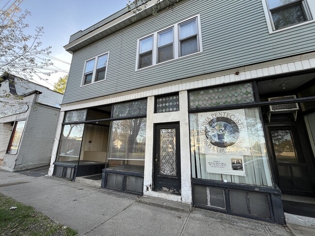 property at 28 Parker St