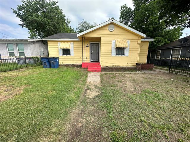 2238 Elsie Faye Heggins St in Dallas, TX - Building Photo