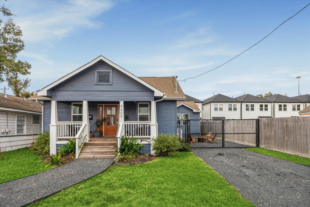 4605 Fisk St in Houston, TX - Building Photo