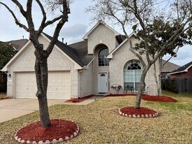 4623 Russett Ln in Sugar Land, TX - Building Photo
