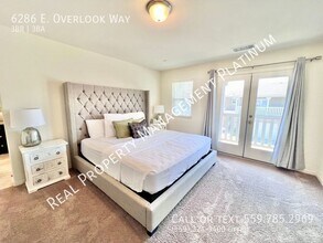 6286 E Overlook Wy in Fresno, CA - Building Photo - Building Photo