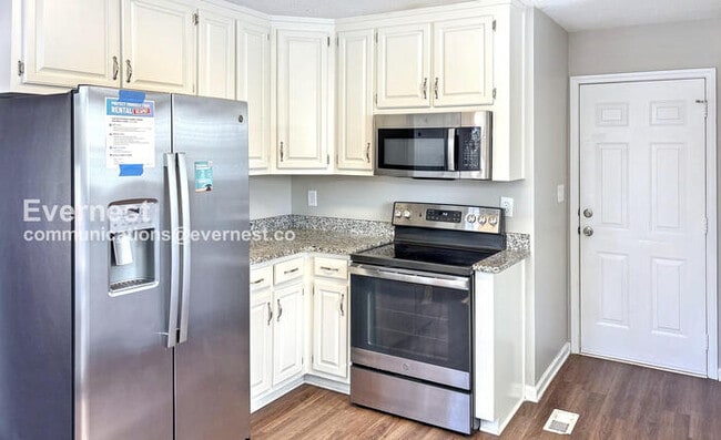 450 Loveless Rd in Hazel Green, AL - Building Photo - Building Photo