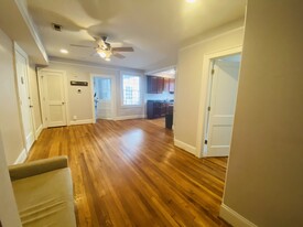 1630 Monument Ave, Unit # 15 in Richmond, VA - Building Photo