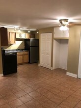 10213 S 86th Ter, Unit 101 in Palos Hills, IL - Building Photo - Building Photo