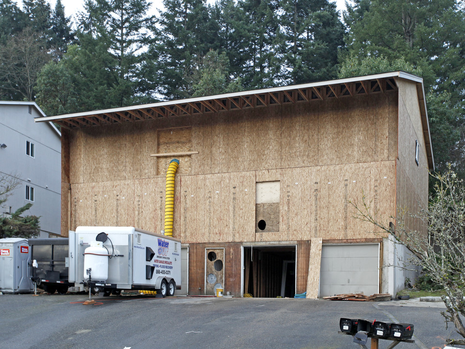 3931 S Mason Loop Rd in Tacoma, WA - Building Photo