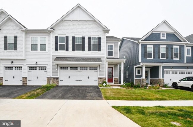 property at 18200 Moss Gdn Rd