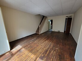 1825 Daly St in Philadelphia, PA - Building Photo