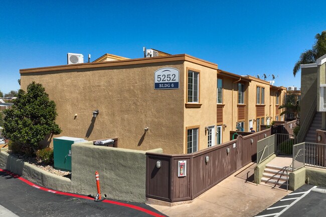 Balboa Ridge Condos in San Diego, CA - Building Photo - Building Photo
