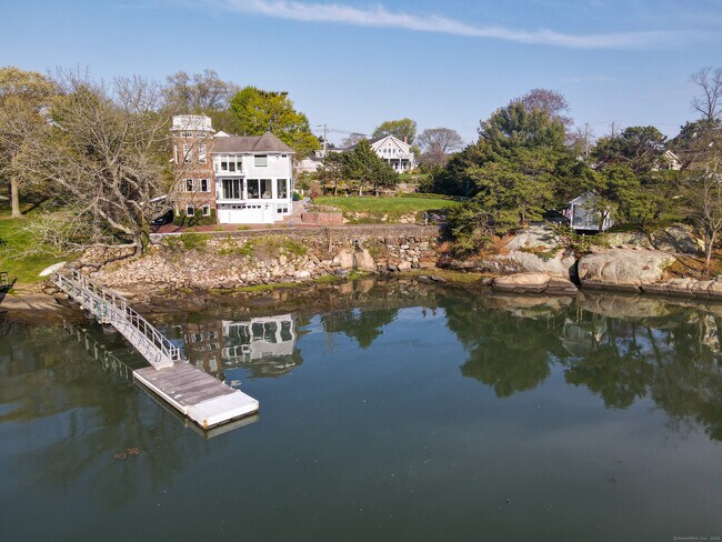 539 Colonial Rd in Guilford, CT - Building Photo - Building Photo