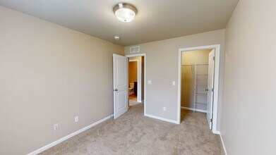 4520 NE Milligan Ln in Ankeny, IA - Building Photo - Building Photo
