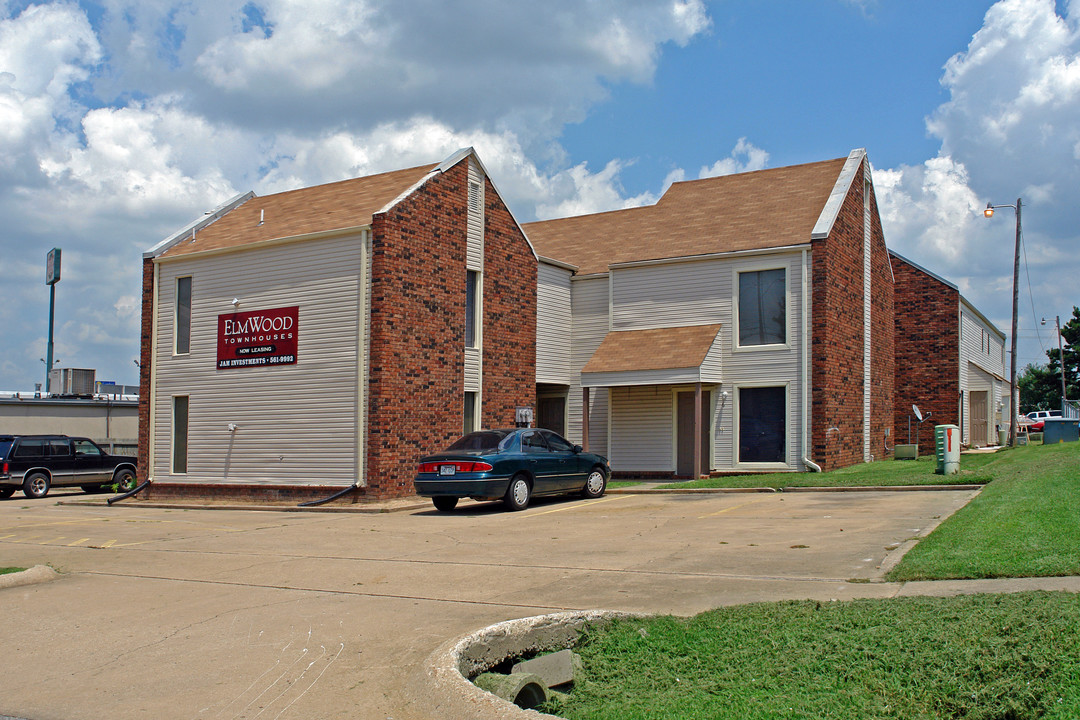 2413 57th St in Fort Smith, AR - Building Photo