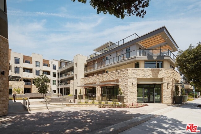 property at 299 E Thousand Oaks Blvd